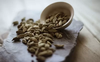 What are the Benefits of Cardamom for Skin and Health?